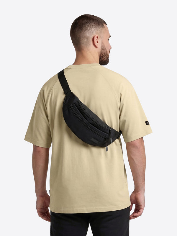 T-Shirt und Waist Bag